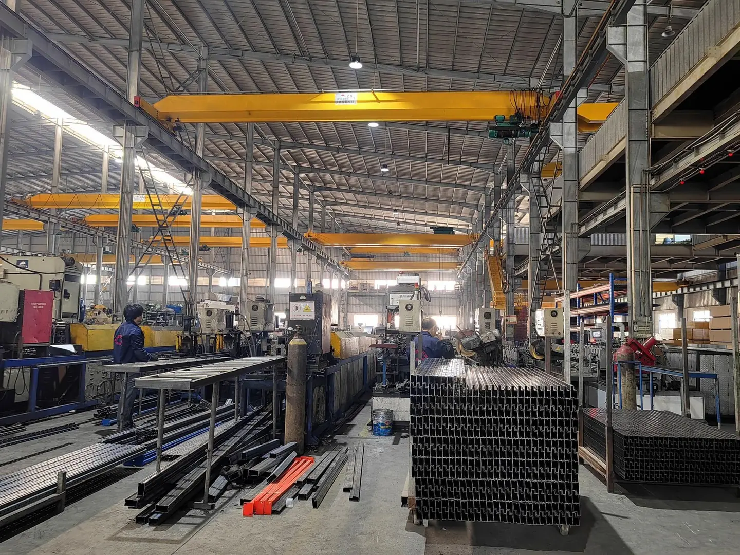 Roll forming line producing steel sections