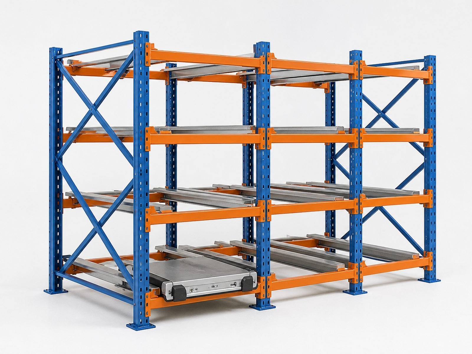 Radio shuttle racking lane four pallets deep with shuttle cart